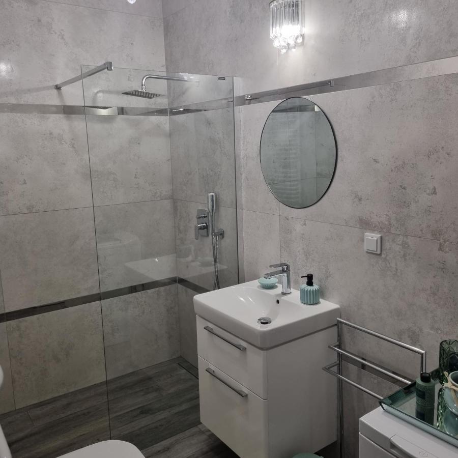 Apartament Skarbowa Leszno  Eksteriør billede